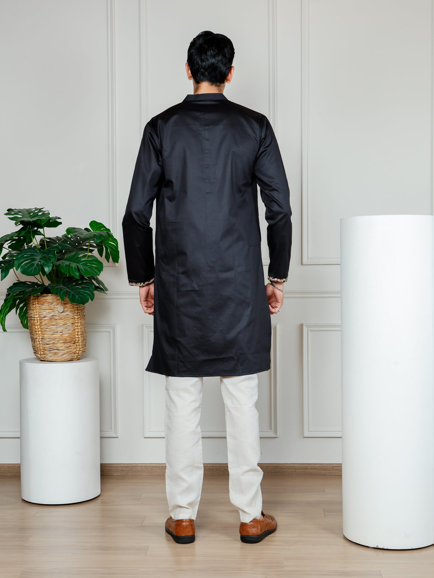 Woodland Harmony Embroidered Kurta and pant set-Black