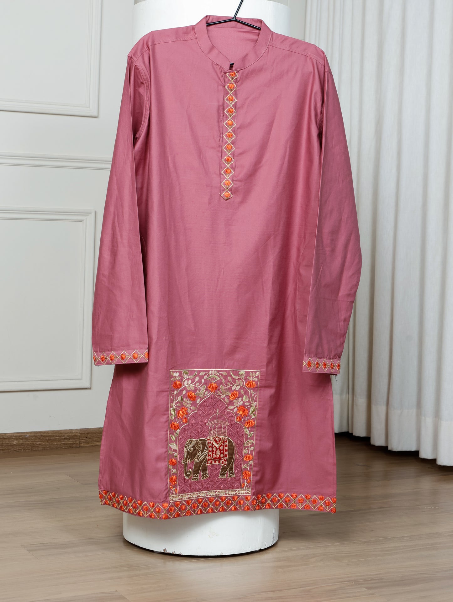 Elephant motif patckwork only kurta-Pink