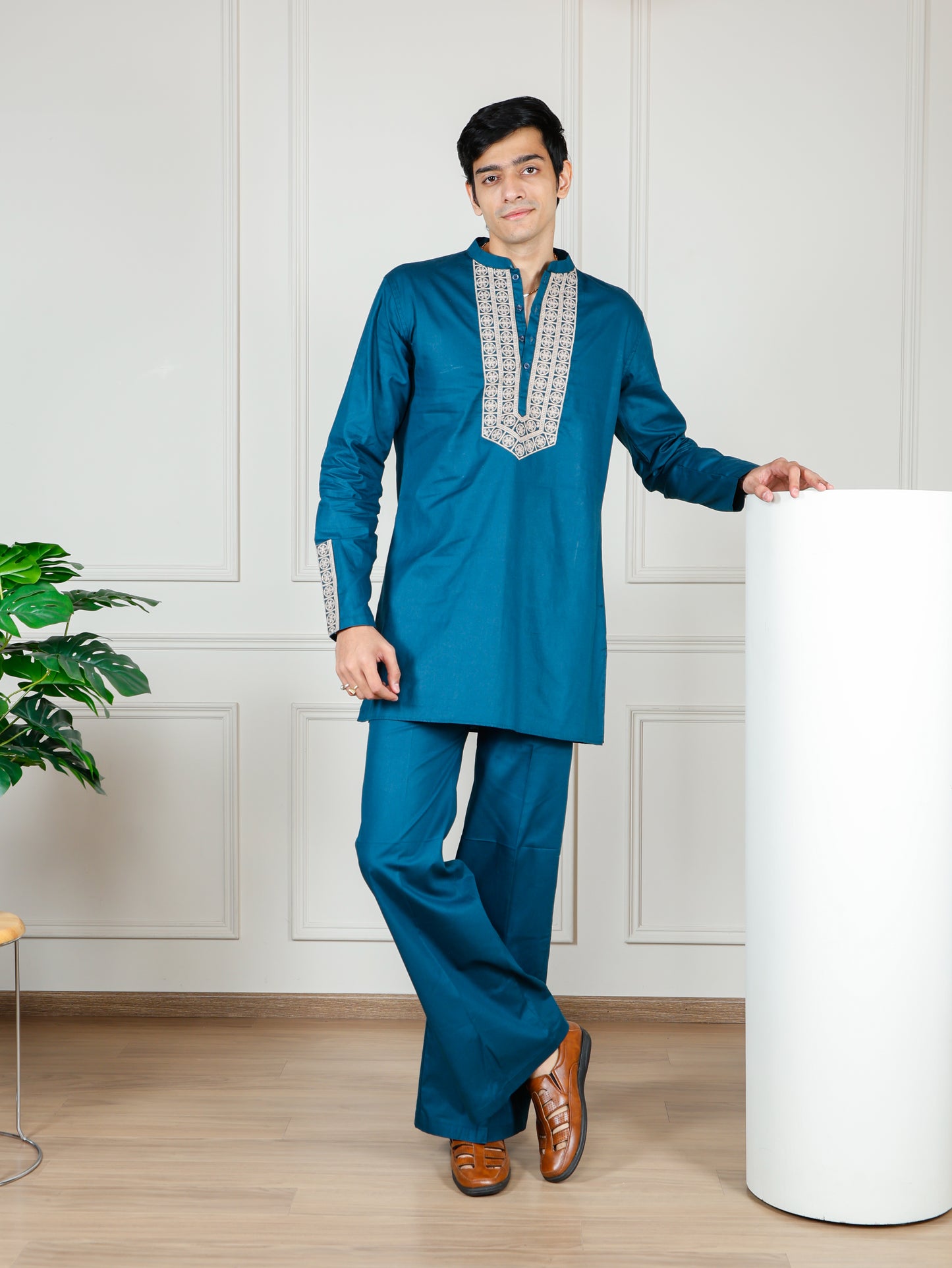 Elegant Teal Blue Men’s Kurta Set with Intricate Embroidery