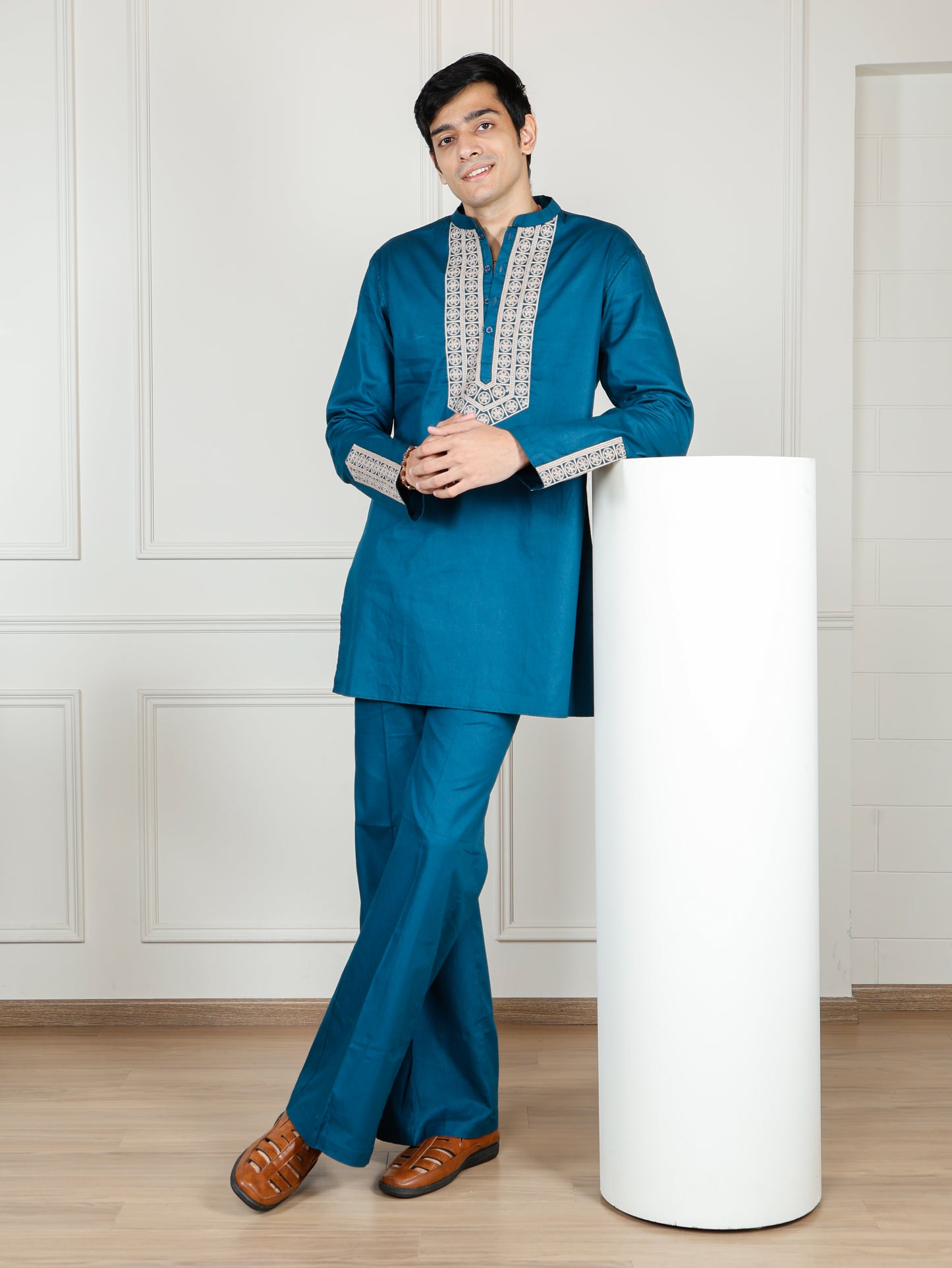 Elegant Teal Blue Men’s Kurta Set with Intricate Embroidery