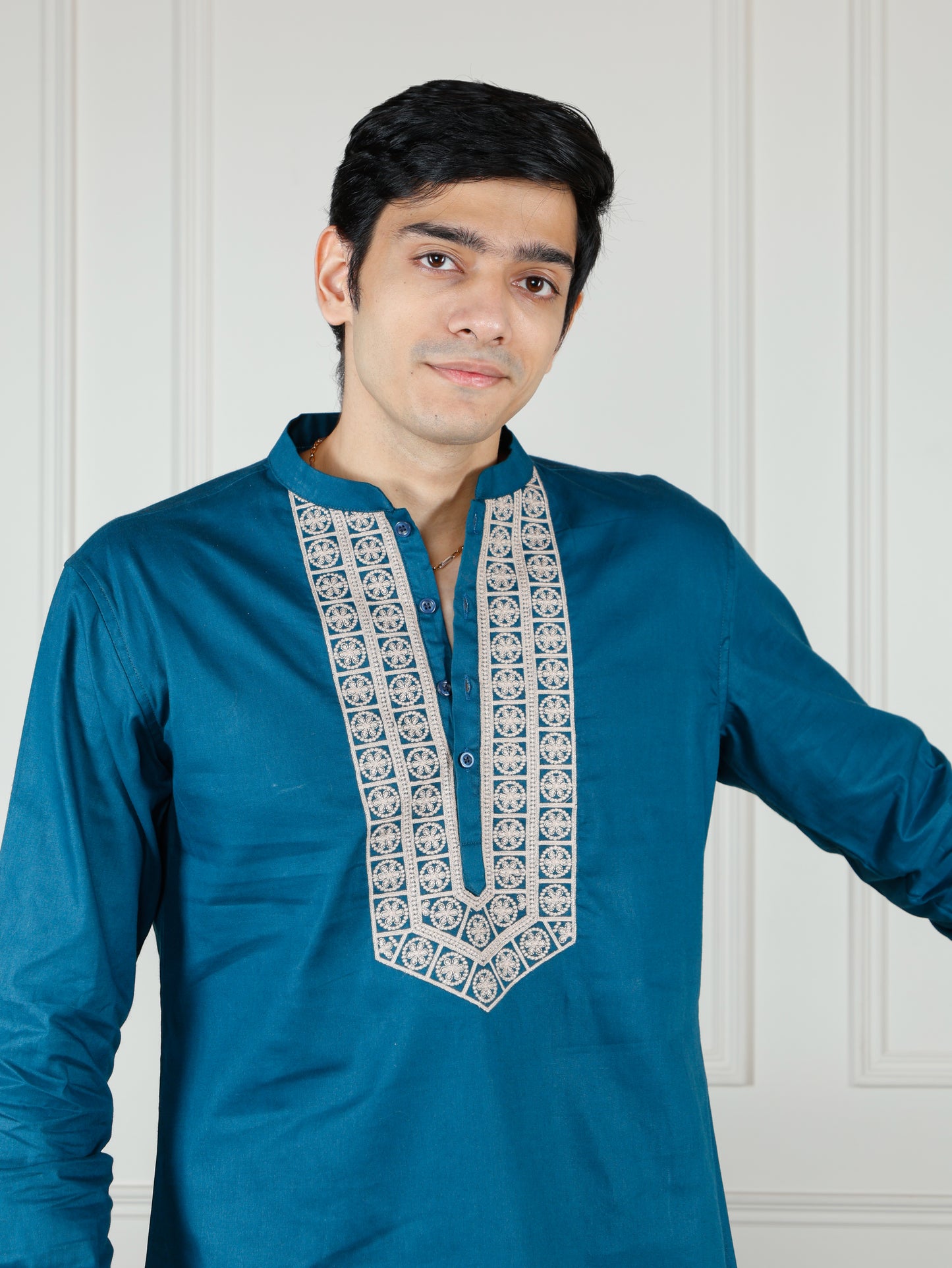 Elegant Teal Blue Men’s Kurta Set with Intricate Embroidery