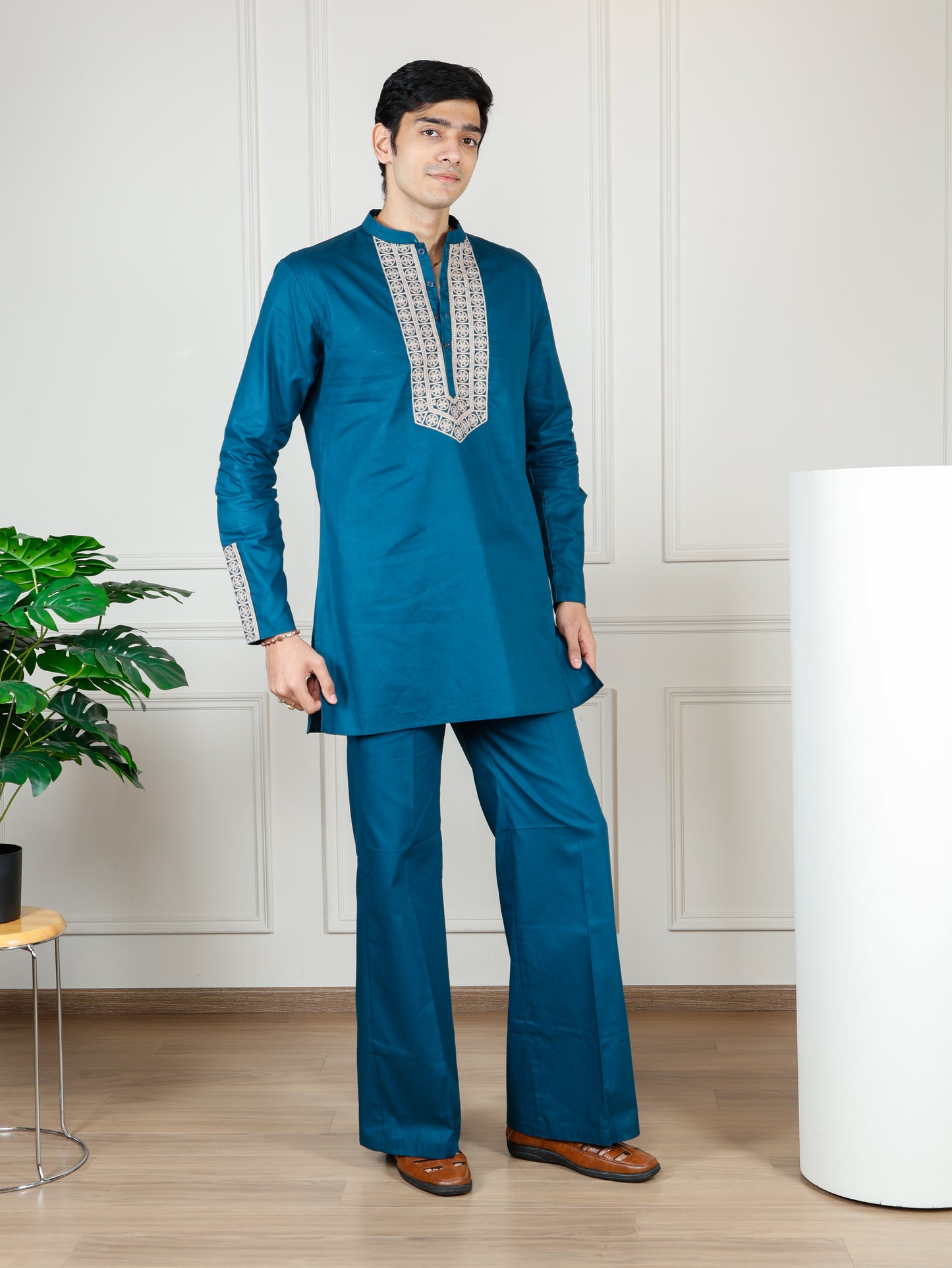 Elegant Teal Blue Men’s Kurta Set with Intricate Embroidery