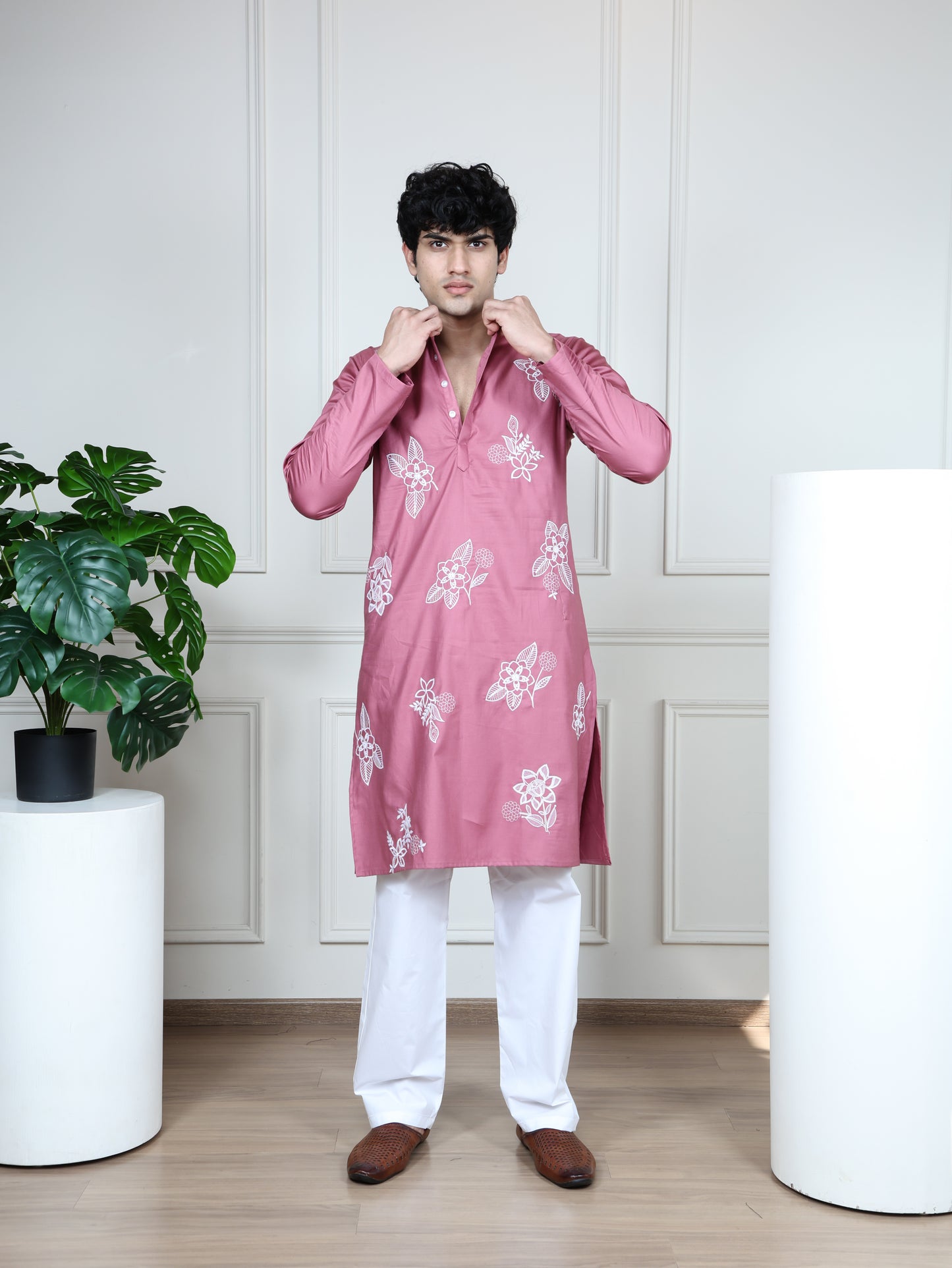 Floral Embroidered Kurta and Pant Set-Pink