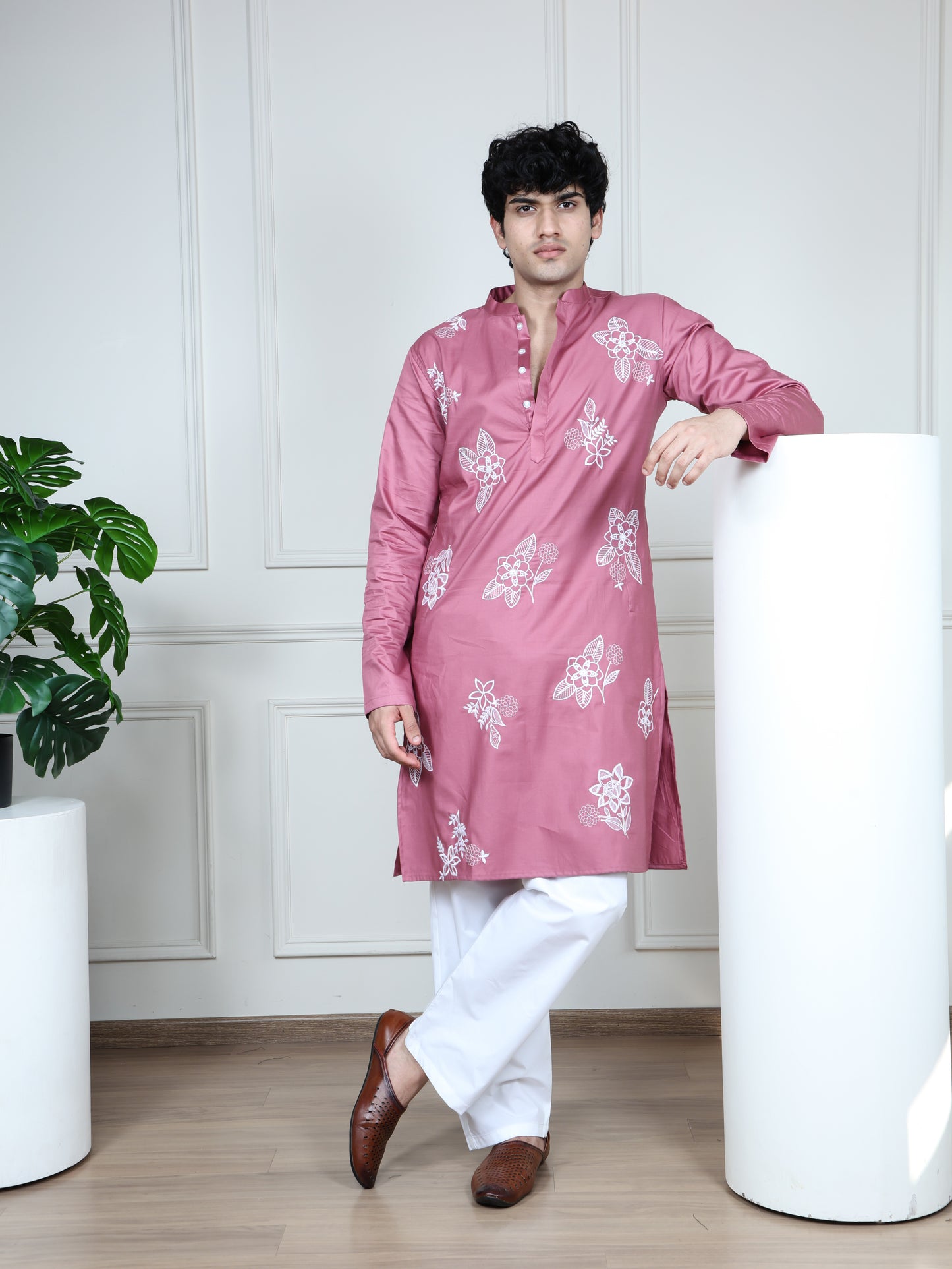 Floral Embroidered Kurta and Pant Set-Pink