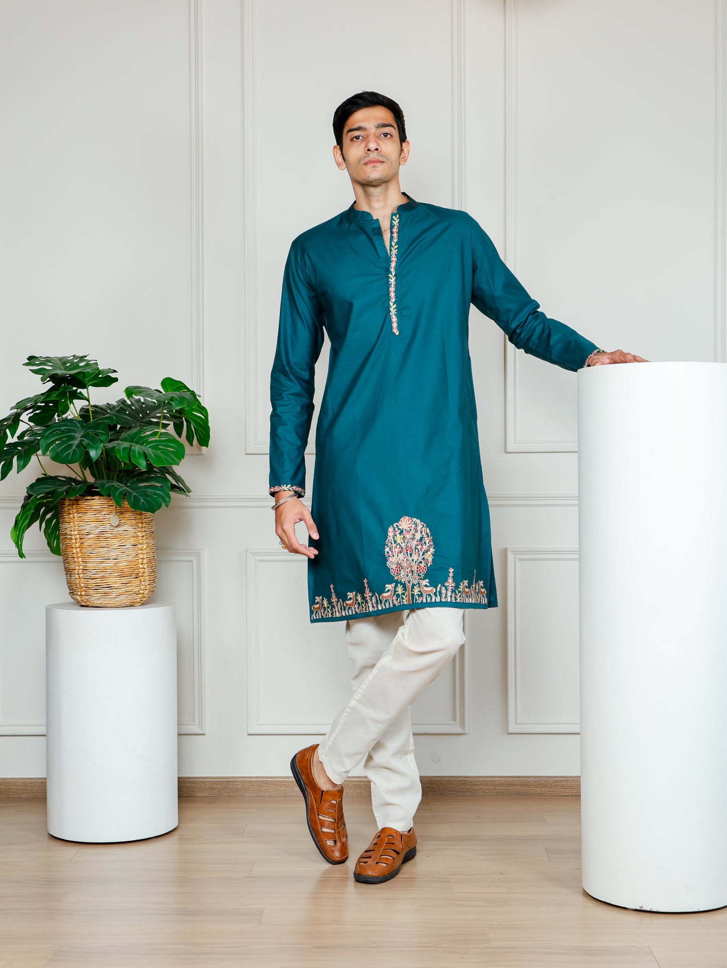 Woodland Harmony Embroidered Kurta and pant set-Teal Blue