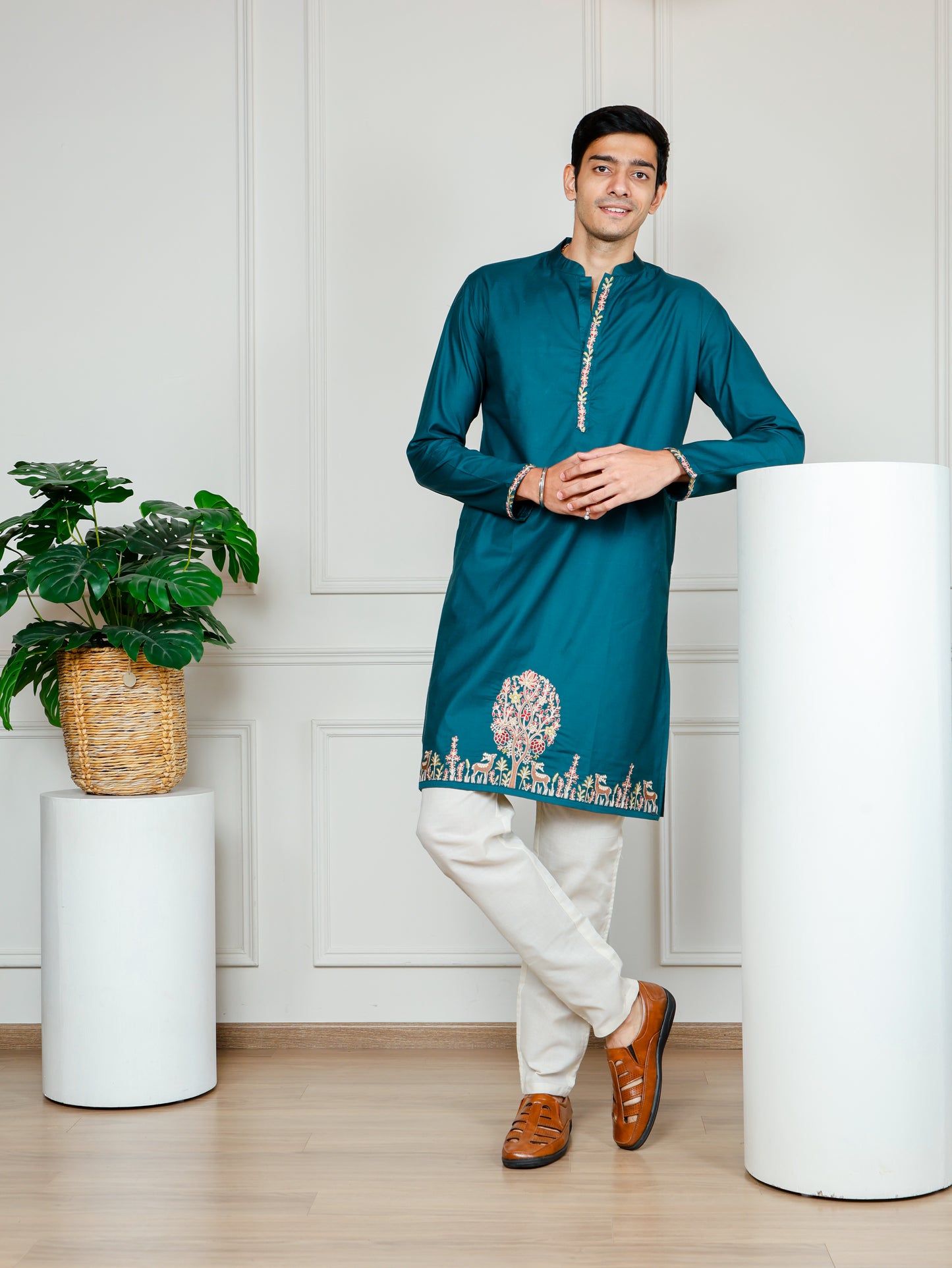 Woodland Harmony Embroidered Kurta and pant set-Teal Blue