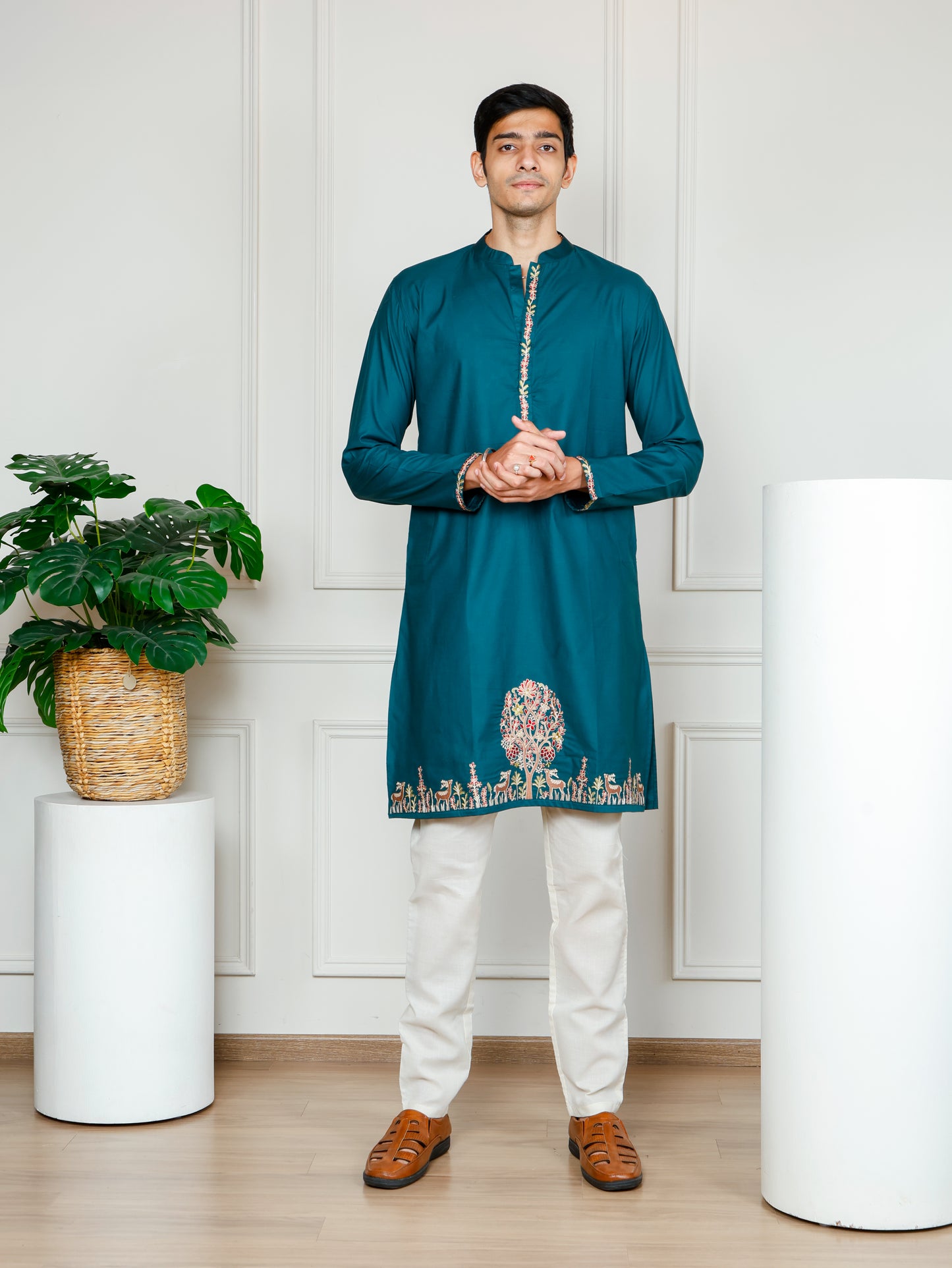 Woodland Harmony Embroidered Kurta and pant set-Teal Blue