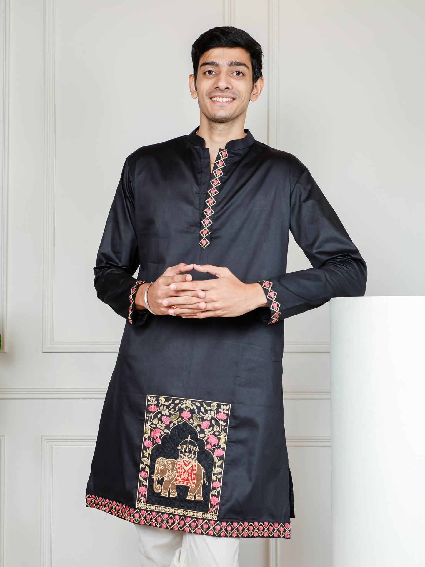 Elephant motif patckwork only kurta-Black