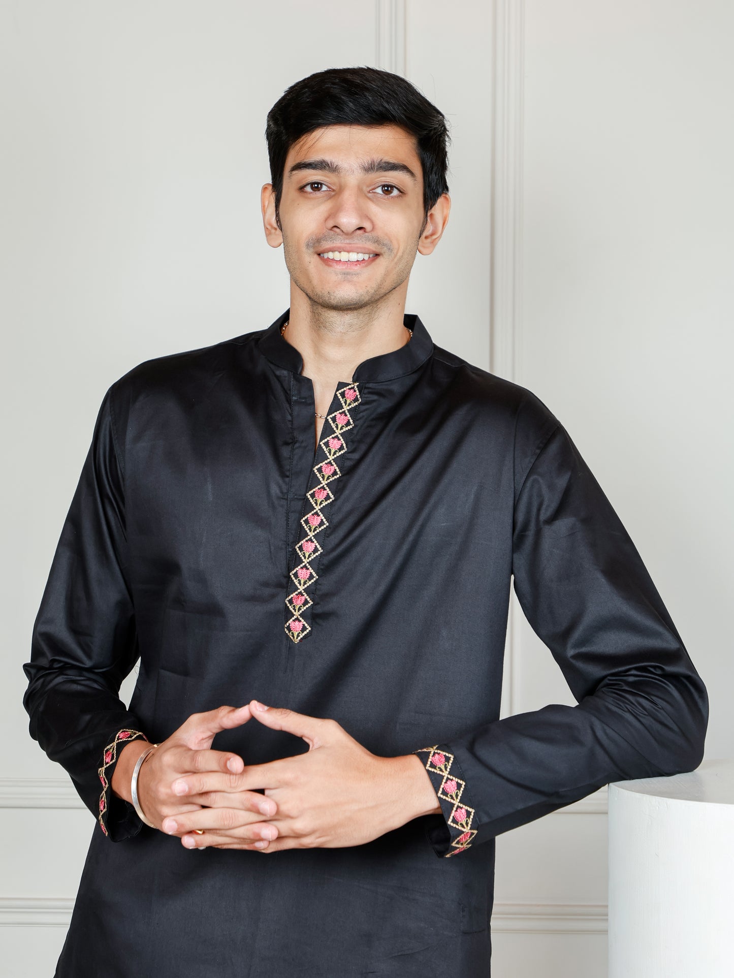 Elephant motif patckwork only kurta-Black