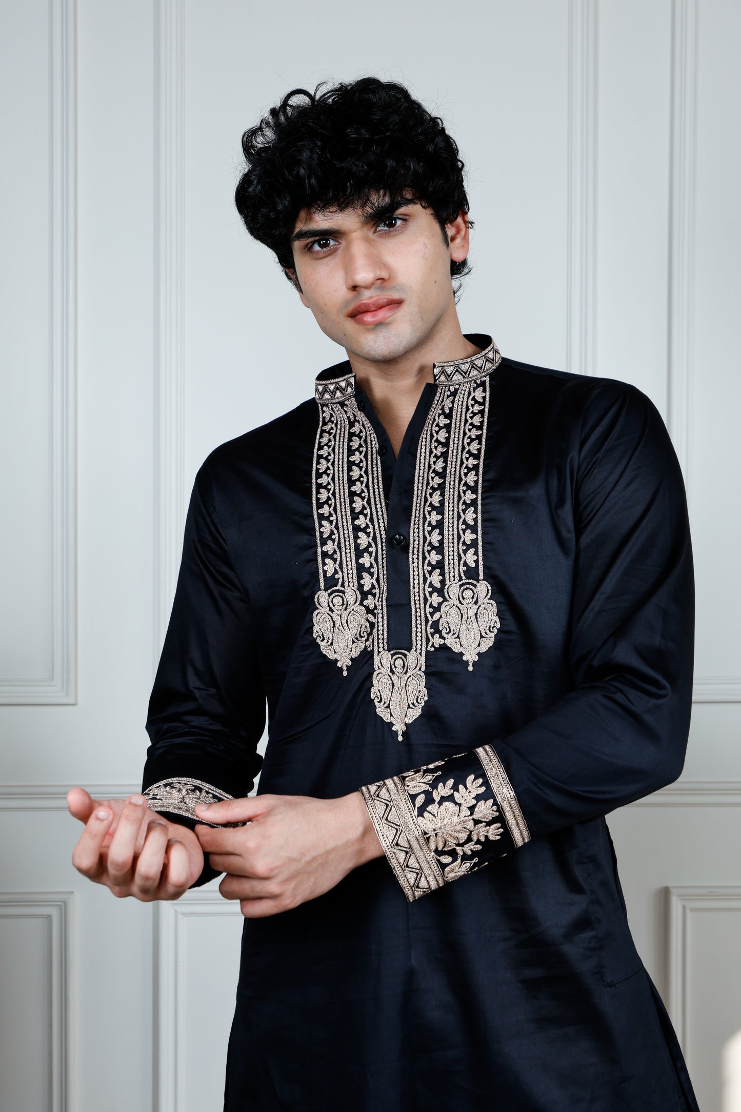 Emperor Elegance Kurta and Pant set-Black
