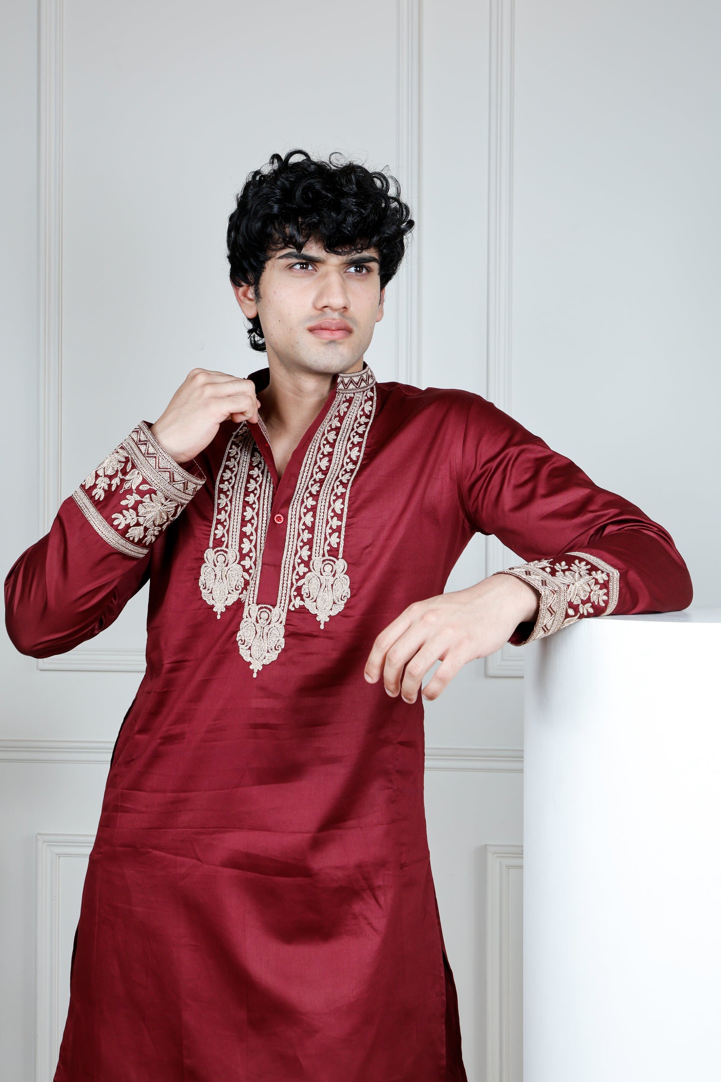 Emperor Elegance Kurta and Pant set-Maroon