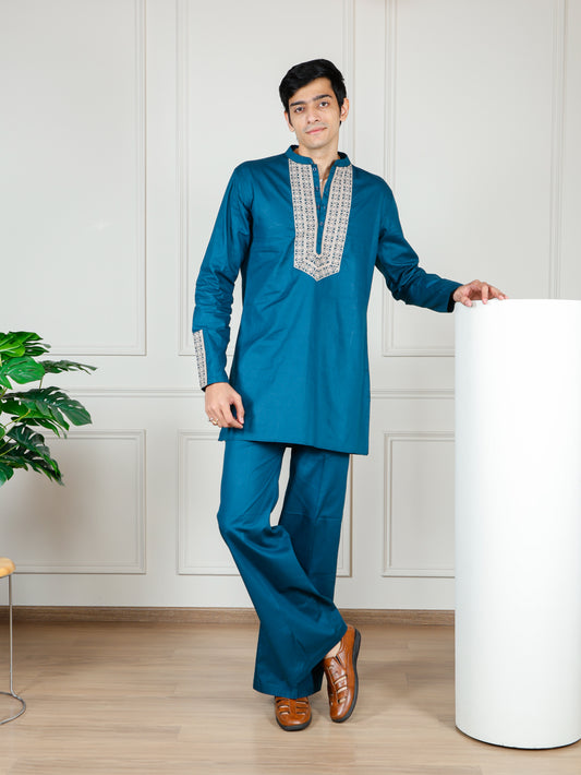 Elegant Teal Blue Men’s Kurta Set with Intricate Embroidery